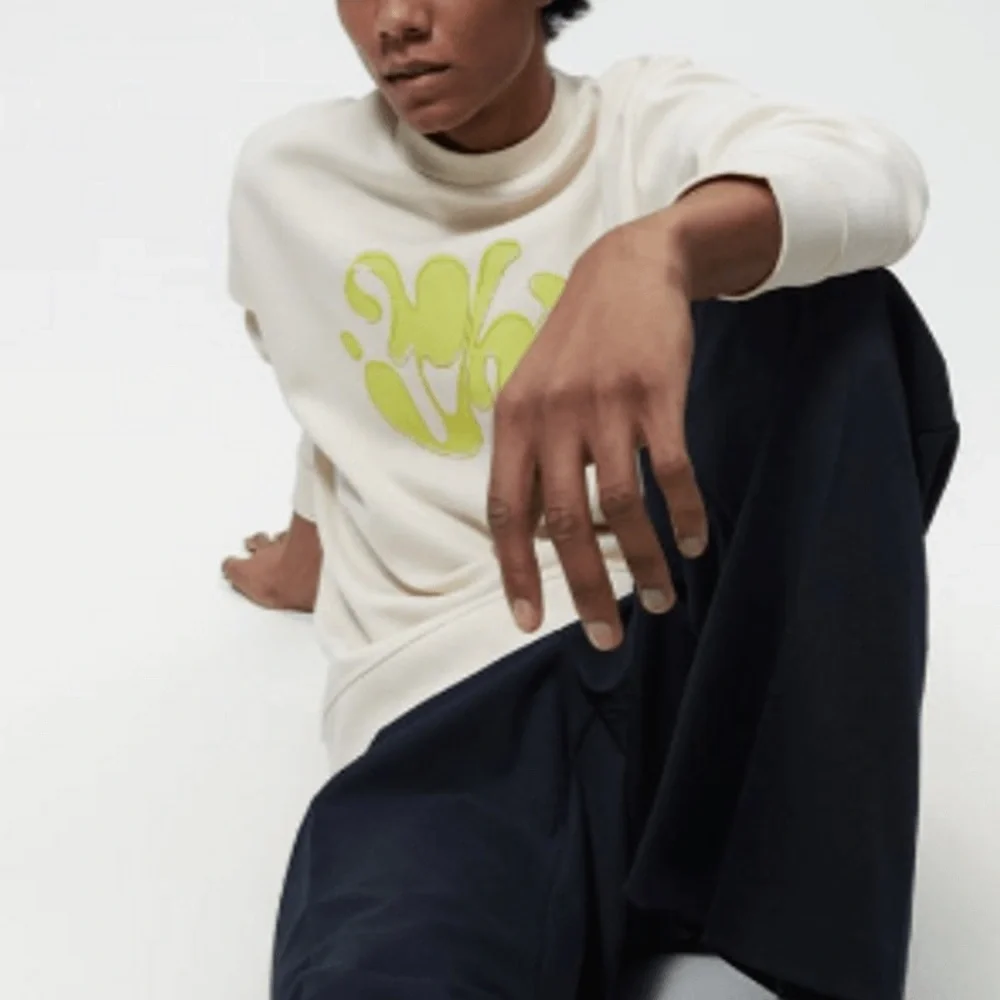 Zara Men oversized ecru sweatshirt.